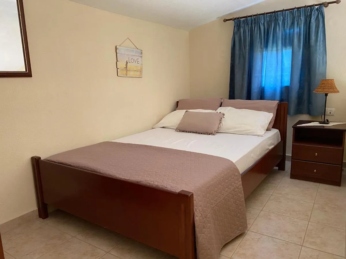Studio Dalkidi Kalandra 0*,  Greece