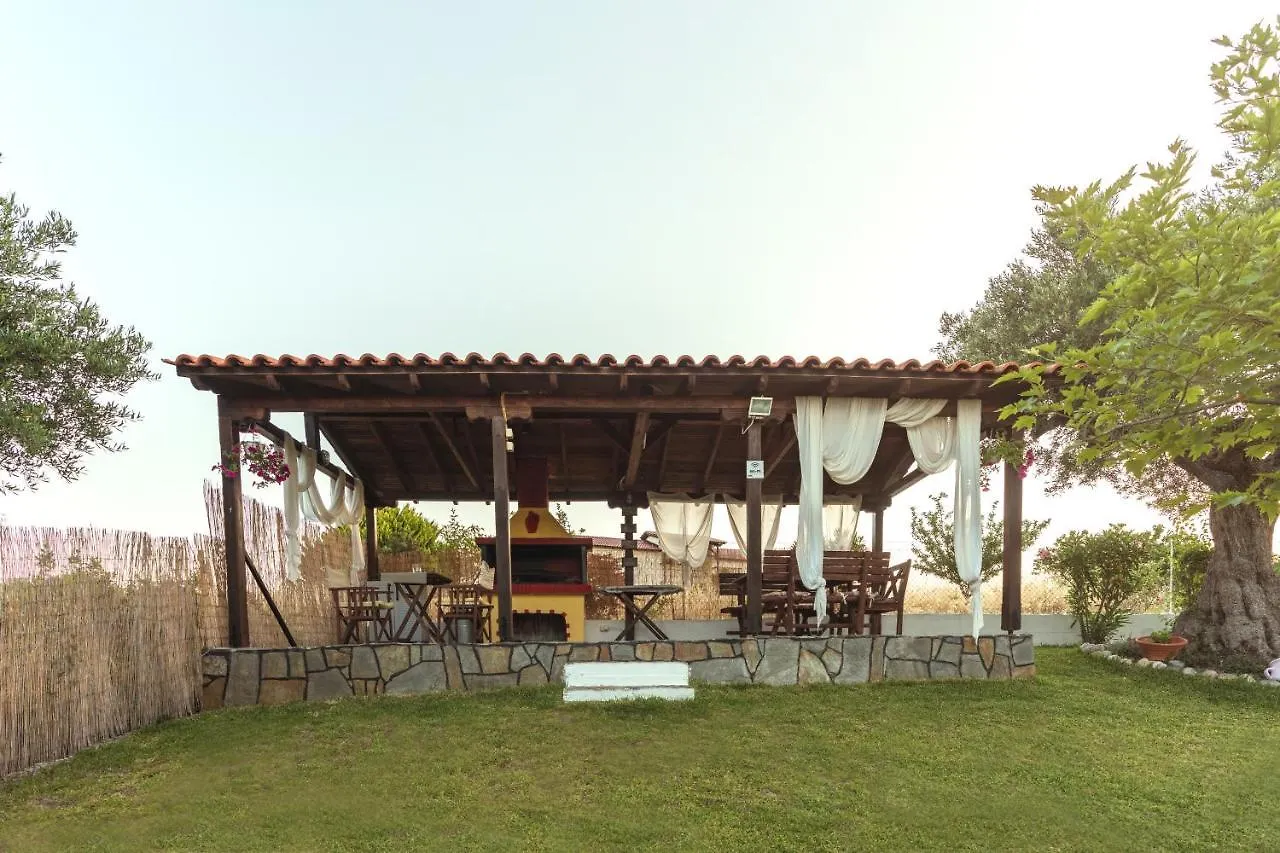 Studio Dalkidi Kalandra Greece